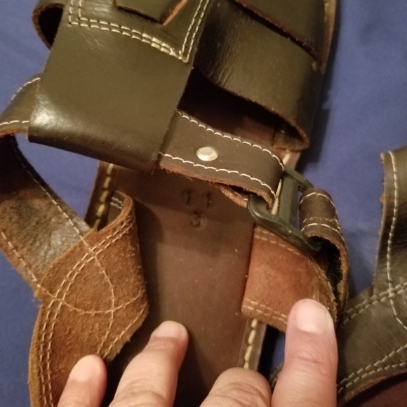 Men Sandals - Picture 3 of 3